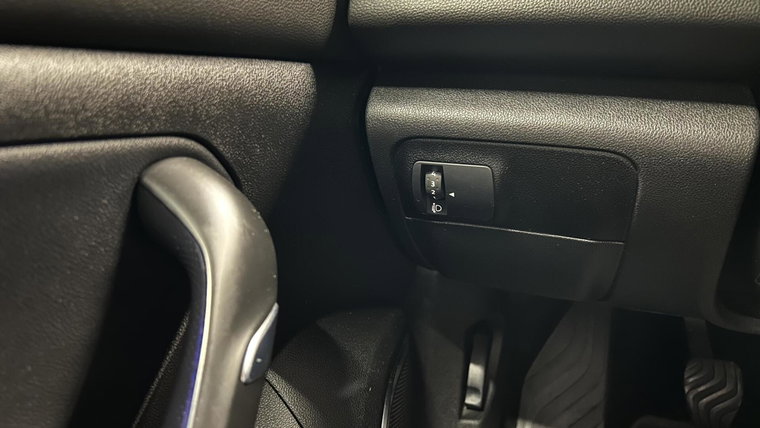 Vehicle Image 26