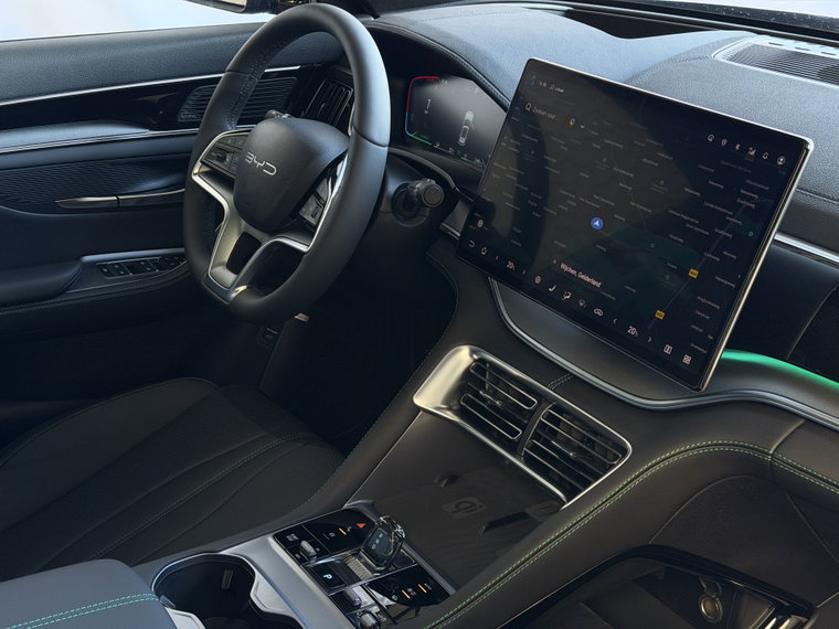 Vehicle Image 35
