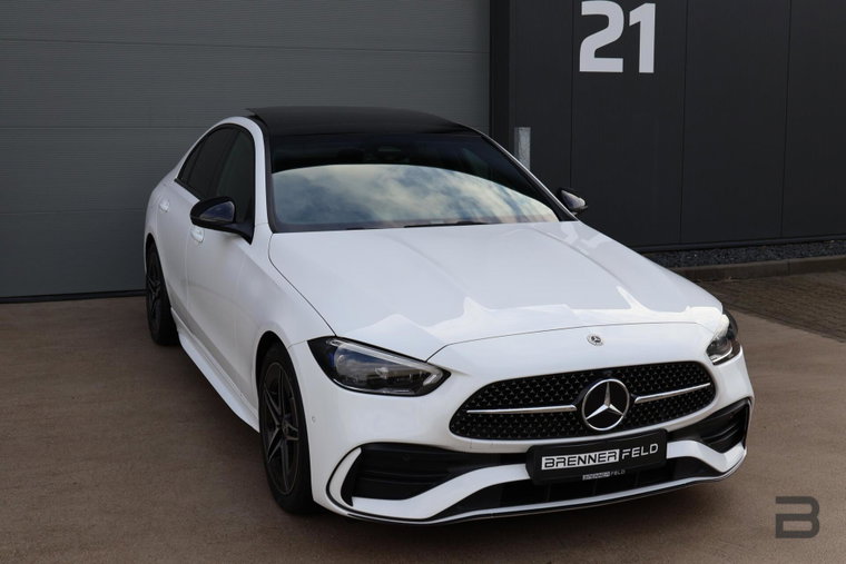 Vehicle Image 45