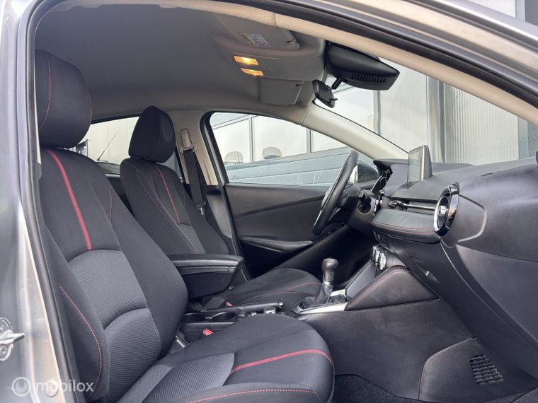 Vehicle Image 11