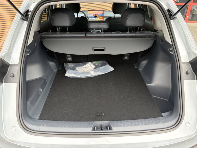Vehicle Image 19
