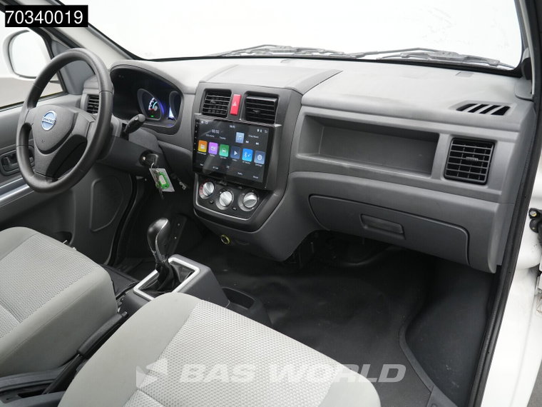Vehicle Image 18