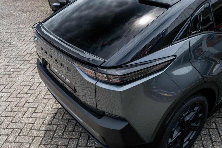 Vehicle Image 30