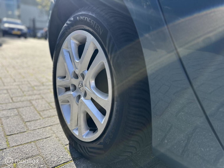 Vehicle Image 39