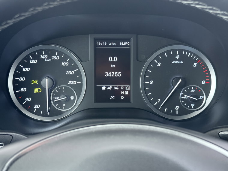 Vehicle Image 28