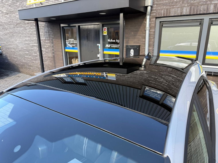 Vehicle Image 24