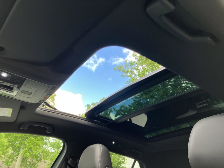 Vehicle Image 37