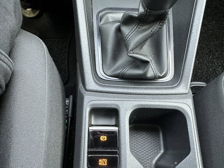 Vehicle Image 27