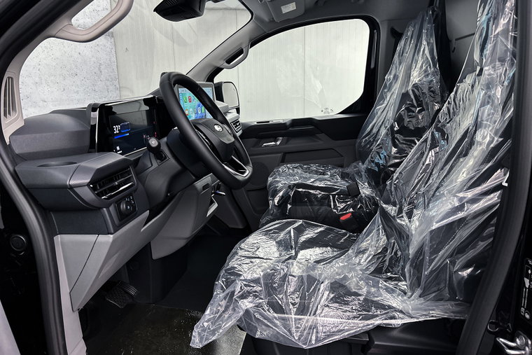 Vehicle Image 21