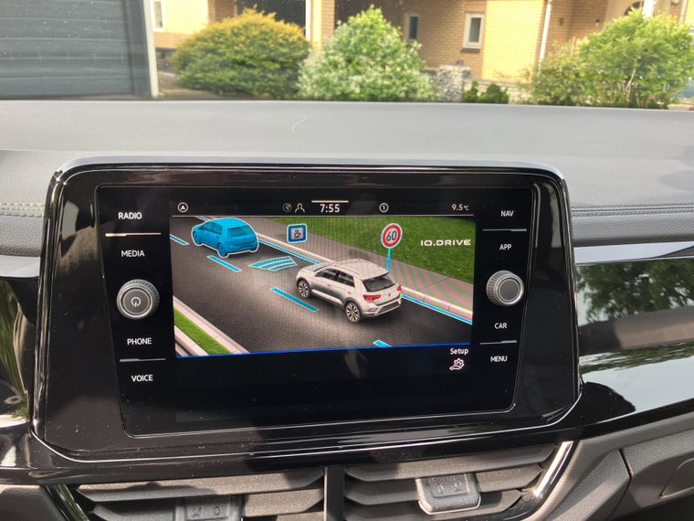Vehicle Image 38