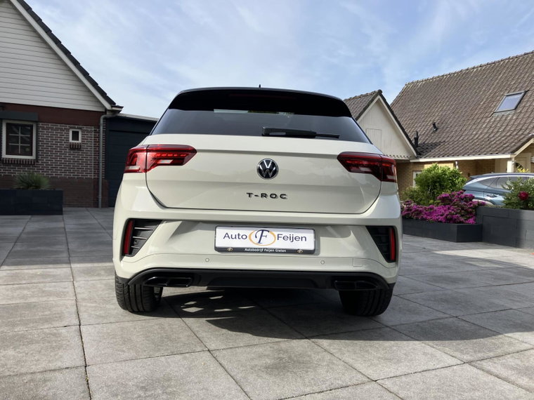 Vehicle Image 40