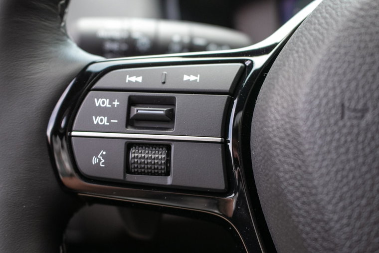Vehicle Image 42
