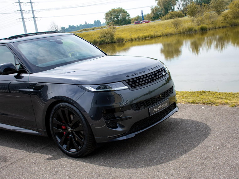Vehicle Image 28