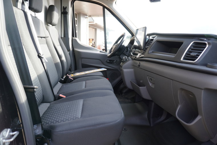 Vehicle Image 13