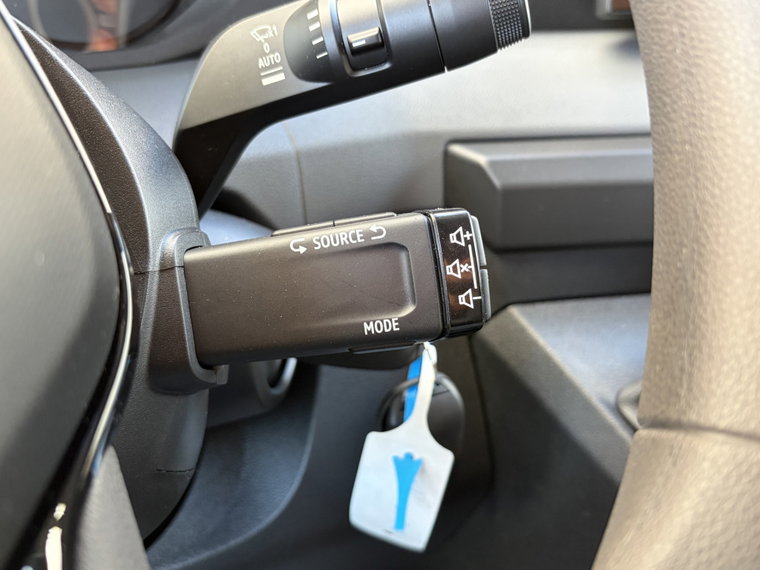 Vehicle Image 42