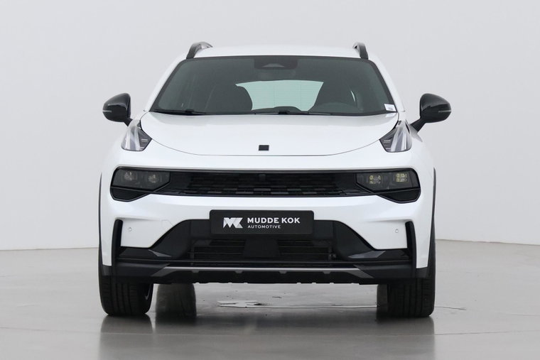 Vehicle Image 16