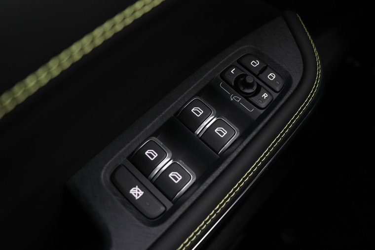 Vehicle Image 37