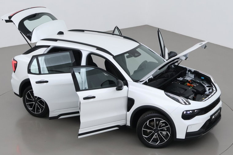 Vehicle Image 6