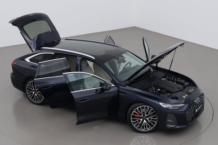 Vehicle Image 6