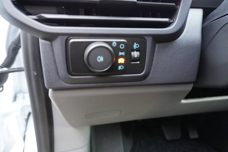 Vehicle Image 23