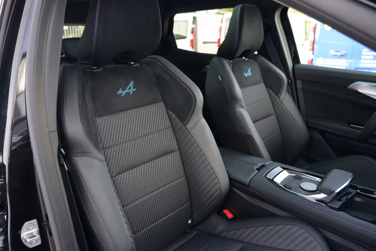 Vehicle Image 13