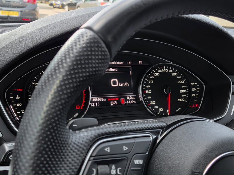 Vehicle Image 36