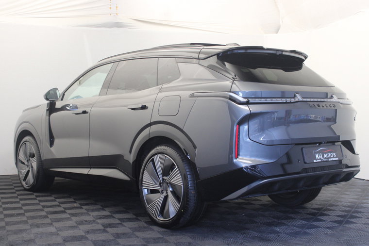 Vehicle Image 7