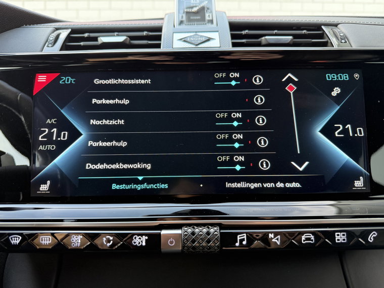 Vehicle Image 35