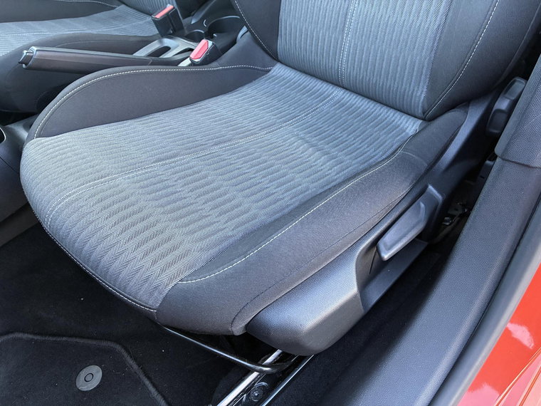 Vehicle Image 31