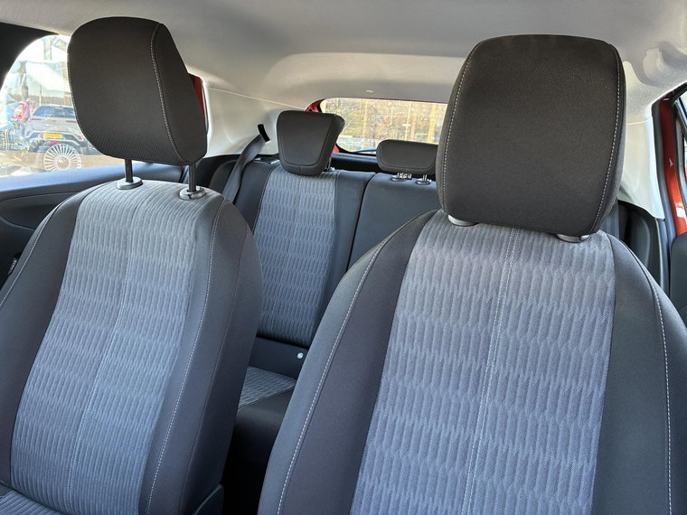 Vehicle Image 33
