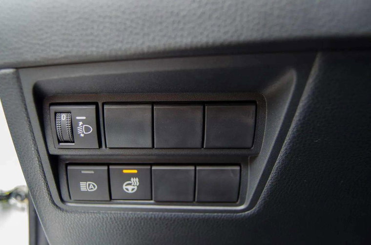Vehicle Image 23