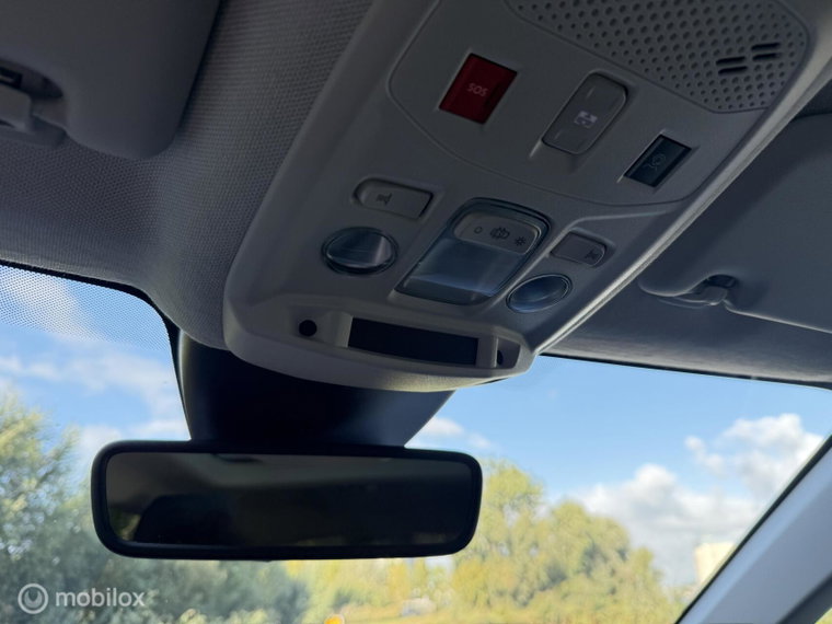 Vehicle Image 50
