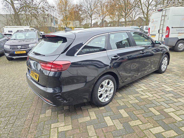 Vehicle Image 37