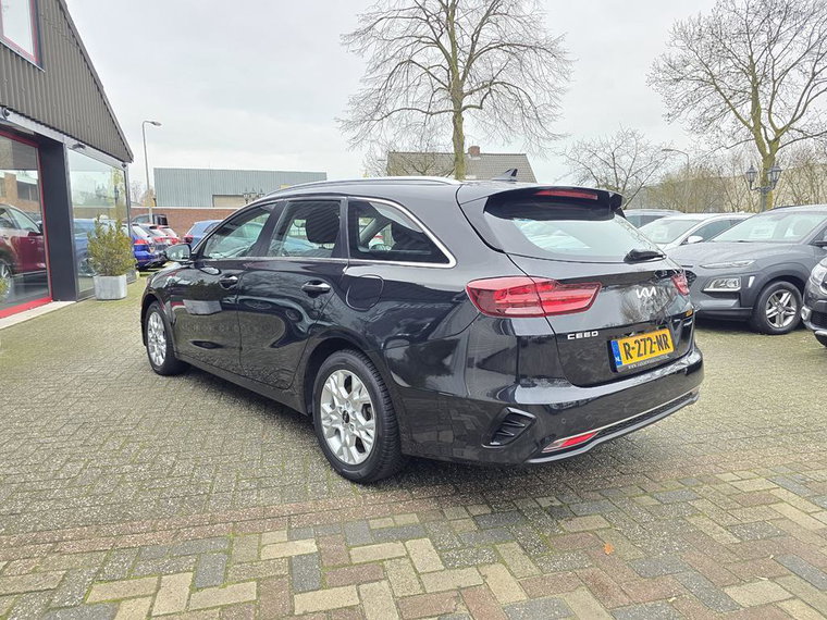 Vehicle Image 40