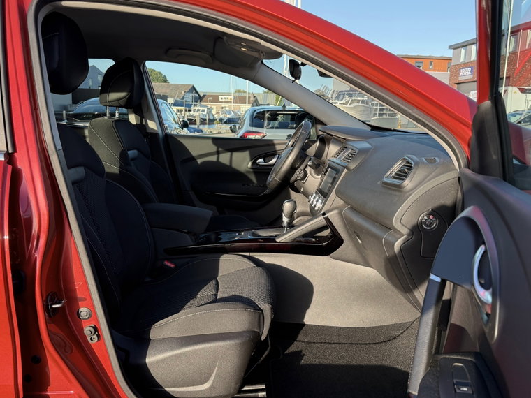 Vehicle Image 33
