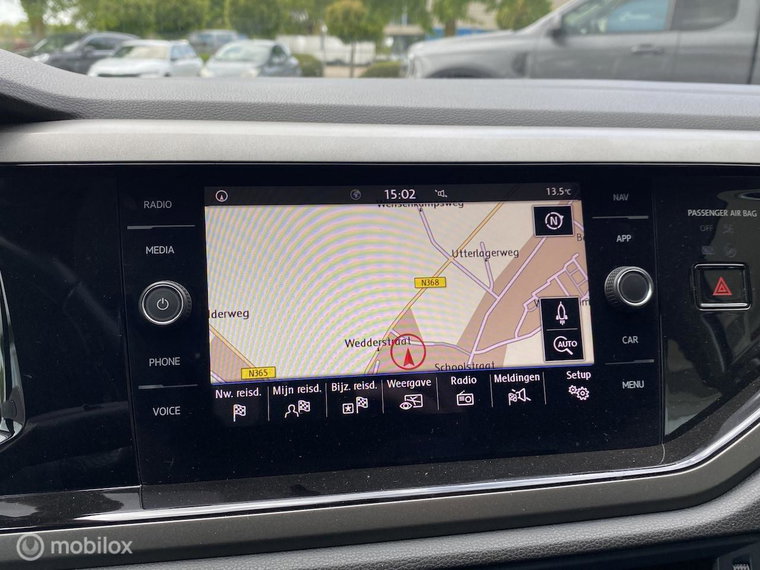 Vehicle Image 12