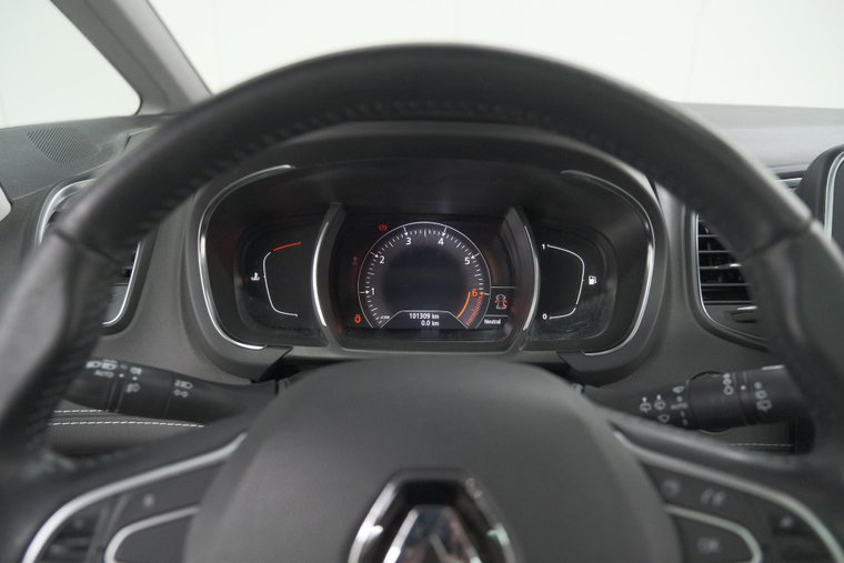 Vehicle Image 38