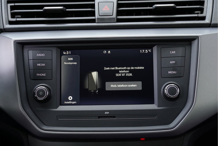 Vehicle Image 19