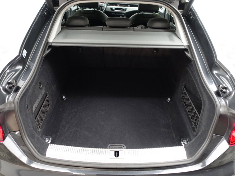 Vehicle Image 38