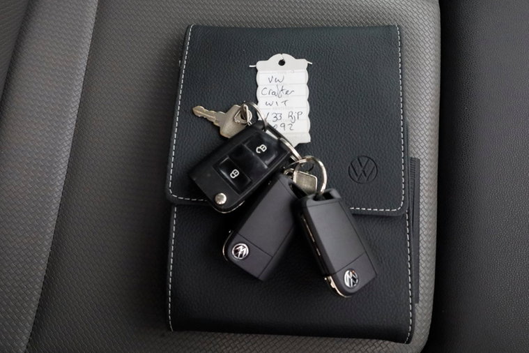 Vehicle Image 6