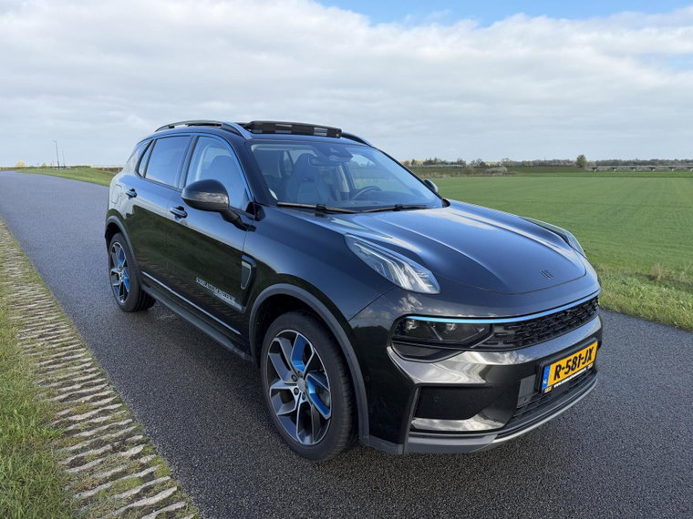 Vehicle Image 6