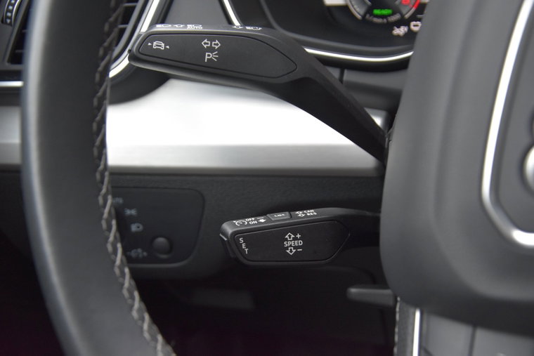 Vehicle Image 33