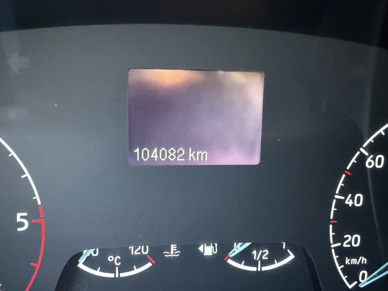 Vehicle Image 24