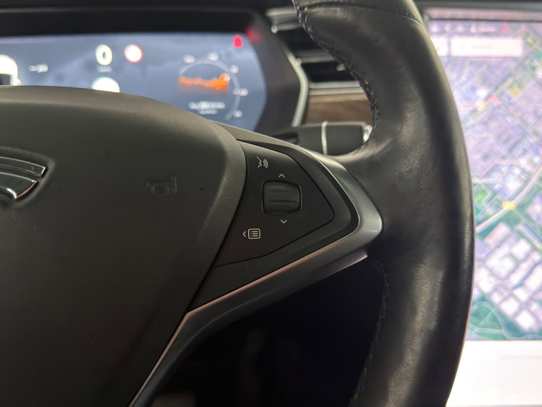 Vehicle Image 23
