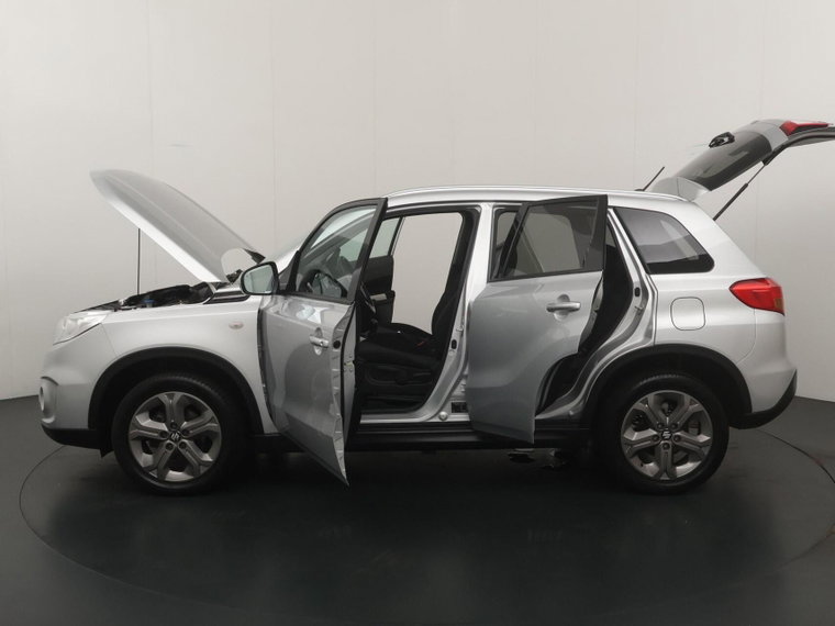 Vehicle Image 19