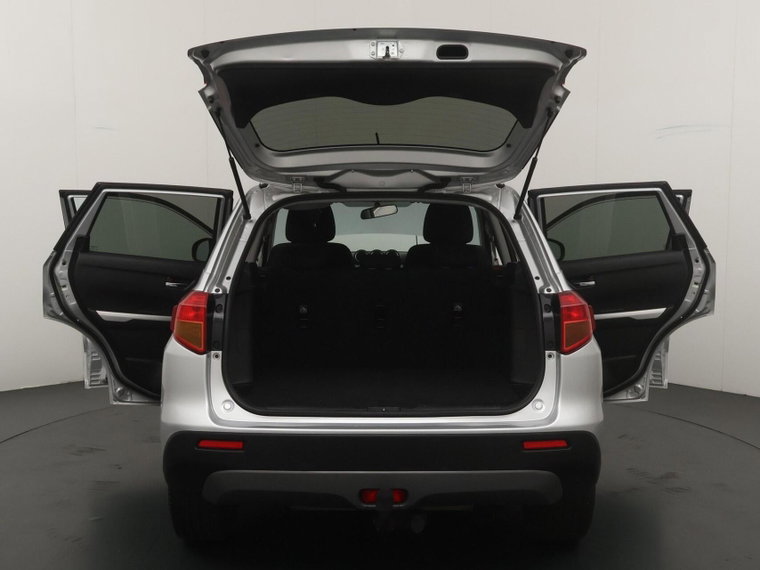 Vehicle Image 21