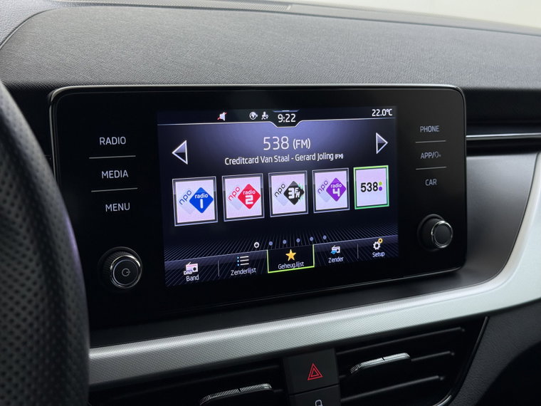 Vehicle Image 35