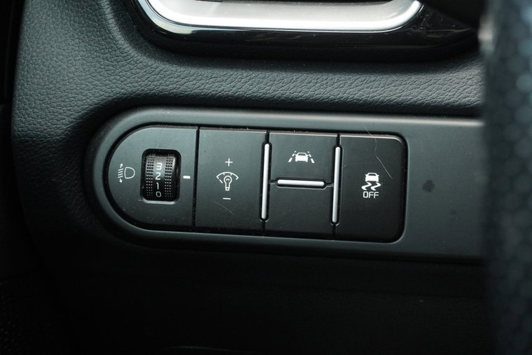 Vehicle Image 26