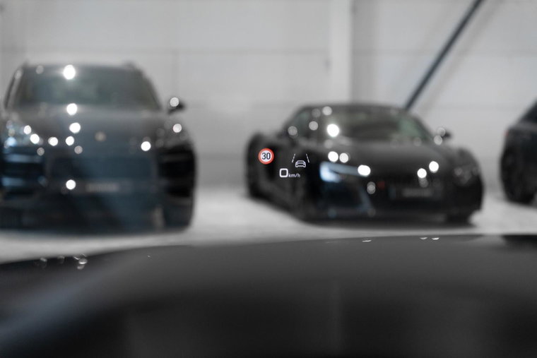 Vehicle Image 11