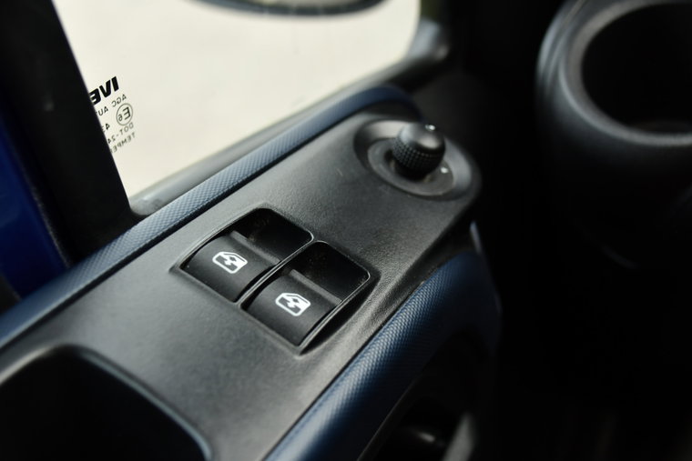 Vehicle Image 28